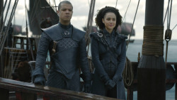 extant_GameOfThrones_8x04-TheLastOfTheStarks_5244