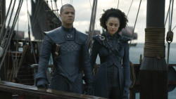 extant_GameOfThrones_8x04-TheLastOfTheStarks_5250