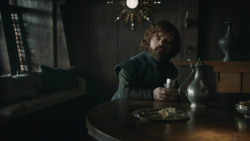 extant_GameOfThrones_8x04-TheLastOfTheStarks_5298
