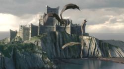 extant_GameOfThrones_8x04-TheLastOfTheStarks_5500