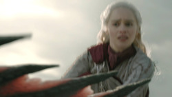 extant_GameOfThrones_8x04-TheLastOfTheStarks_5531