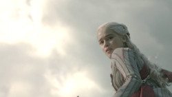 extant_GameOfThrones_8x04-TheLastOfTheStarks_5572