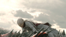 extant_GameOfThrones_8x04-TheLastOfTheStarks_5574