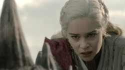 extant_GameOfThrones_8x04-TheLastOfTheStarks_5658