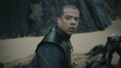extant_GameOfThrones_8x04-TheLastOfTheStarks_5841