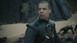 extant_GameOfThrones_8x04-TheLastOfTheStarks_5842