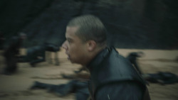 extant_GameOfThrones_8x04-TheLastOfTheStarks_5846