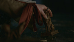 extant_GameOfThrones_8x04-TheLastOfTheStarks_6021