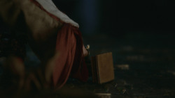 extant_GameOfThrones_8x04-TheLastOfTheStarks_6023