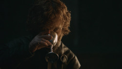 extant_GameOfThrones_8x04-TheLastOfTheStarks_6417