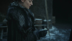 extant_GameOfThrones_8x04-TheLastOfTheStarks_6736