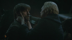 extant_GameOfThrones_8x04-TheLastOfTheStarks_6935