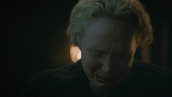 extant_GameOfThrones_8x04-TheLastOfTheStarks_7075