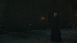 extant_GameOfThrones_8x04-TheLastOfTheStarks_7106