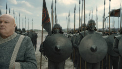 extant_GameOfThrones_8x04-TheLastOfTheStarks_7115