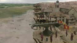 extant_GameOfThrones_8x04-TheLastOfTheStarks_7182