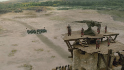 extant_GameOfThrones_8x04-TheLastOfTheStarks_7195