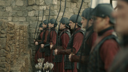 extant_GameOfThrones_8x04-TheLastOfTheStarks_7201