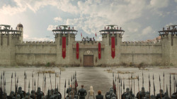 extant_GameOfThrones_8x04-TheLastOfTheStarks_7217