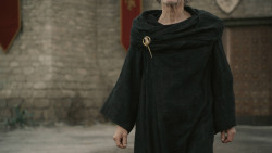 extant_GameOfThrones_8x04-TheLastOfTheStarks_7305