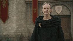 extant_GameOfThrones_8x04-TheLastOfTheStarks_7310