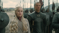 extant_GameOfThrones_8x04-TheLastOfTheStarks_7315