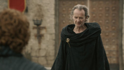 extant_GameOfThrones_8x04-TheLastOfTheStarks_7346