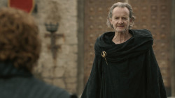 extant_GameOfThrones_8x04-TheLastOfTheStarks_7370