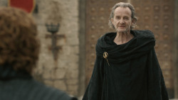 extant_GameOfThrones_8x04-TheLastOfTheStarks_7377