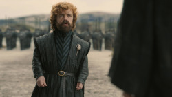 extant_GameOfThrones_8x04-TheLastOfTheStarks_7391