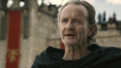 extant_GameOfThrones_8x04-TheLastOfTheStarks_7471