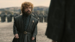 extant_GameOfThrones_8x04-TheLastOfTheStarks_7478