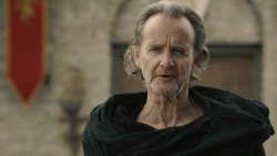 extant_GameOfThrones_8x04-TheLastOfTheStarks_7491