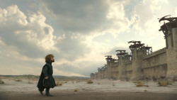 extant_GameOfThrones_8x04-TheLastOfTheStarks_7524