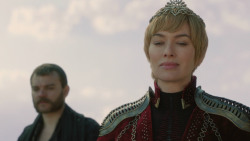 extant_GameOfThrones_8x04-TheLastOfTheStarks_7598