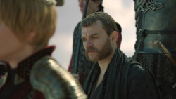 extant_GameOfThrones_8x04-TheLastOfTheStarks_7649