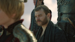 extant_GameOfThrones_8x04-TheLastOfTheStarks_7650