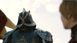 extant_GameOfThrones_8x04-TheLastOfTheStarks_7976