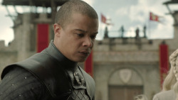 extant_GameOfThrones_8x04-TheLastOfTheStarks_8003