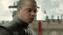 extant_GameOfThrones_8x04-TheLastOfTheStarks_8007