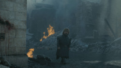 extant_GameOfThrones_8x06-TheIronThrone_0272