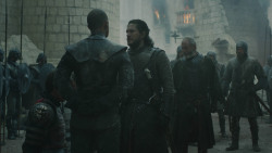 extant_GameOfThrones_8x06-TheIronThrone_0372