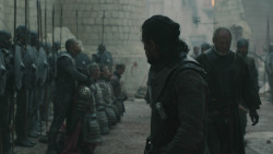 extant_GameOfThrones_8x06-TheIronThrone_0490