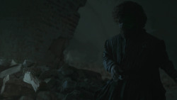 extant_GameOfThrones_8x06-TheIronThrone_0825