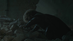 extant_GameOfThrones_8x06-TheIronThrone_0871