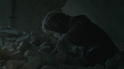 extant_GameOfThrones_8x06-TheIronThrone_0873