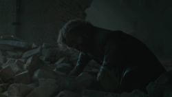 extant_GameOfThrones_8x06-TheIronThrone_0877
