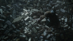 extant_GameOfThrones_8x06-TheIronThrone_0975