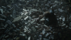 extant_GameOfThrones_8x06-TheIronThrone_0977