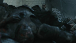 extant_GameOfThrones_8x06-TheIronThrone_0989